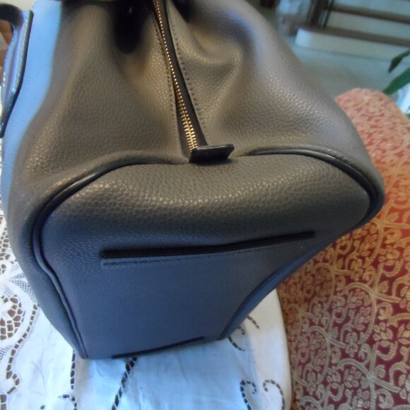 New Mark Jacobs Gray Pebbled Leather Shoulder Bag - Picture 10 of 16